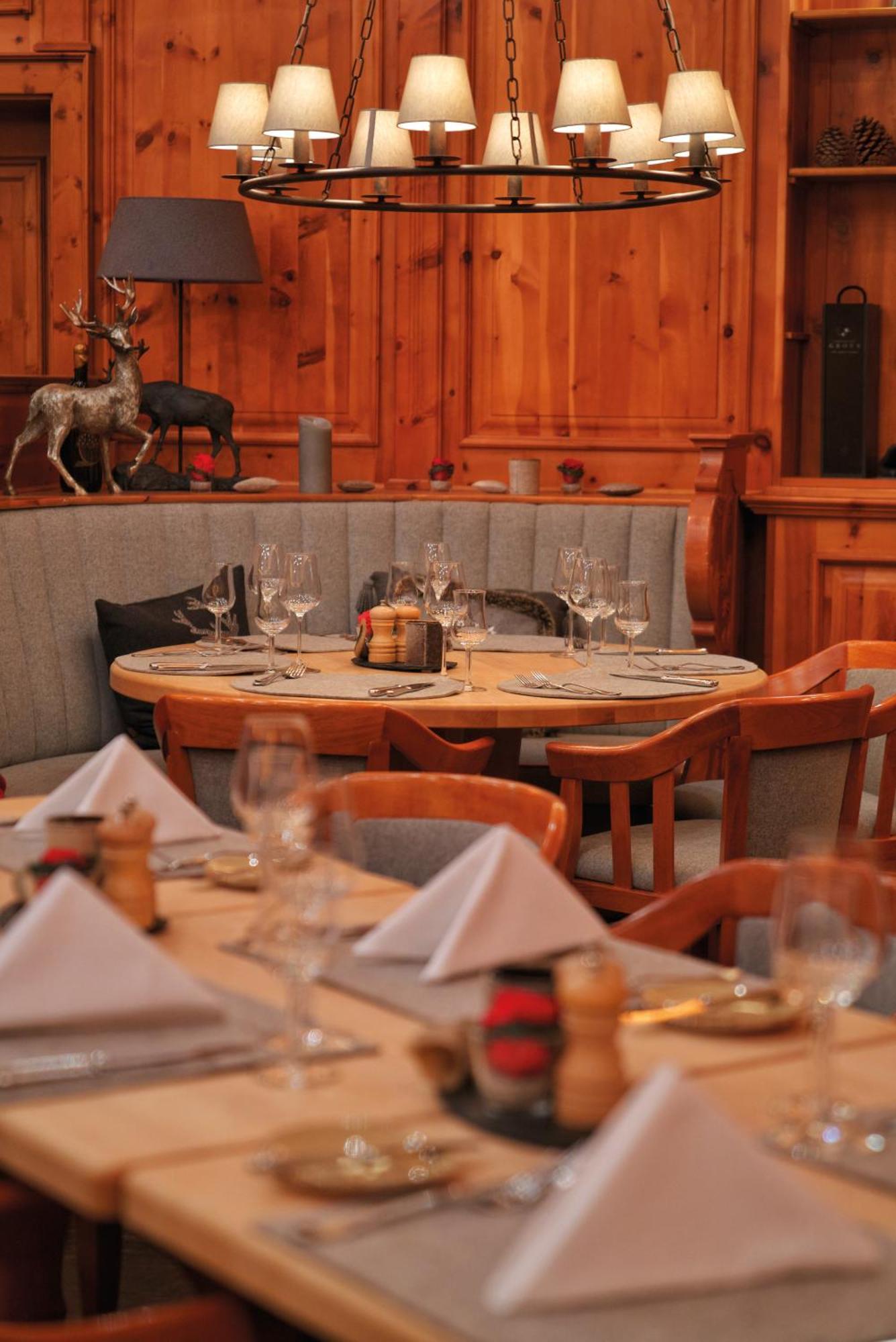 维拉维塔罗森公园酒店 Marburg 外观 照片 Restaurant in the Hotel de la Cour des Alpes