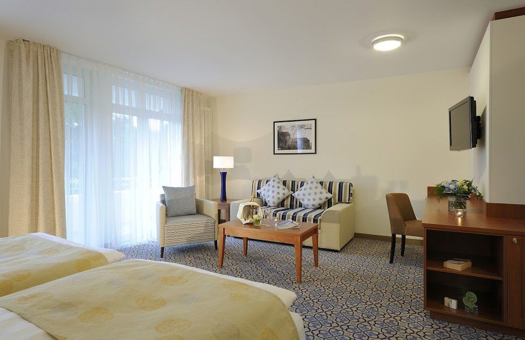维拉维塔罗森公园酒店 Marburg 外观 照片 A typical hotel room